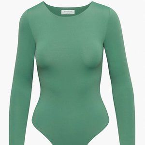 Babaton CREW LONG SLEEVE BODYSUIT forest green